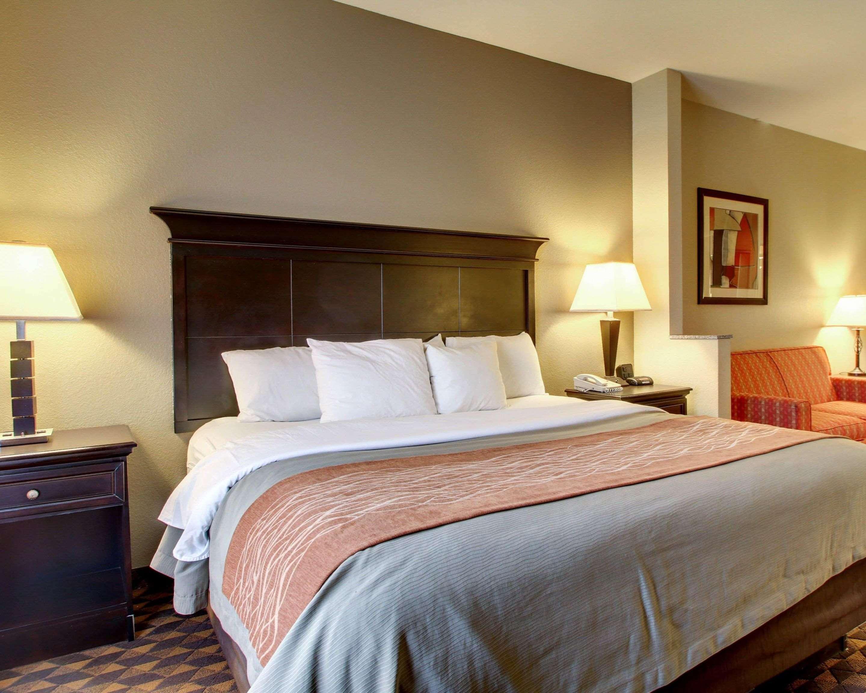 Comfort Inn & Suites Clinton Extérieur photo