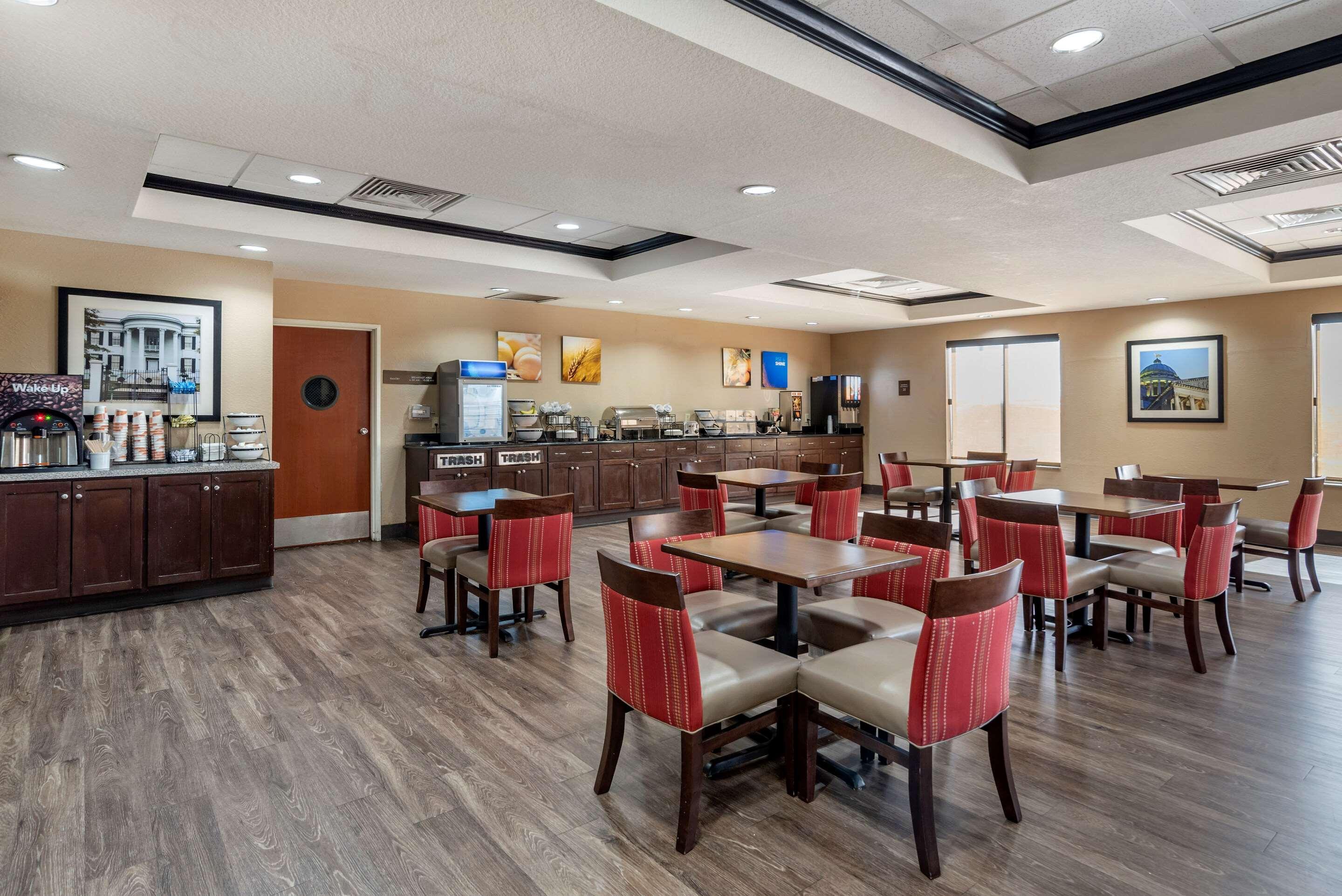 Comfort Inn & Suites Clinton Extérieur photo