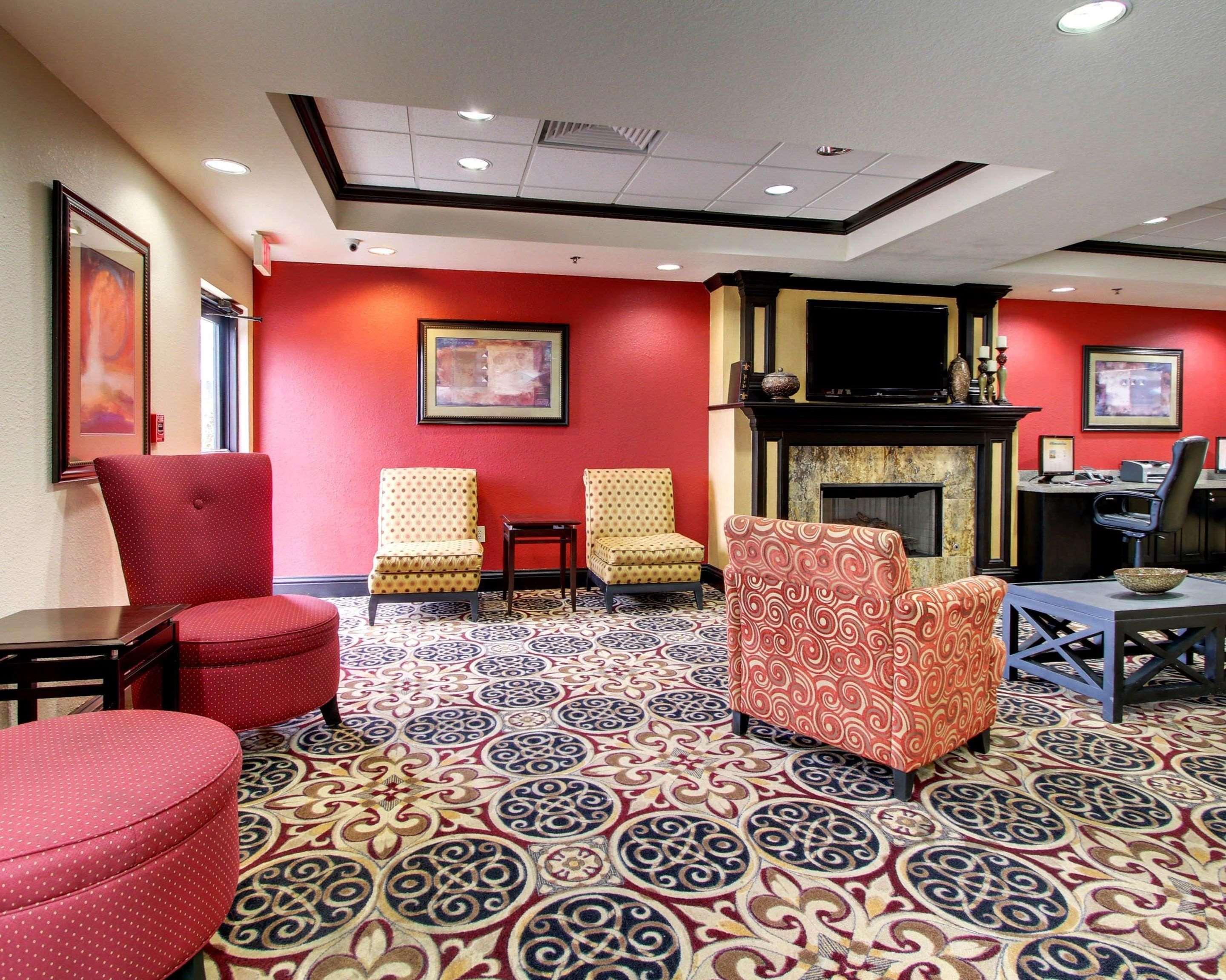 Comfort Inn & Suites Clinton Extérieur photo