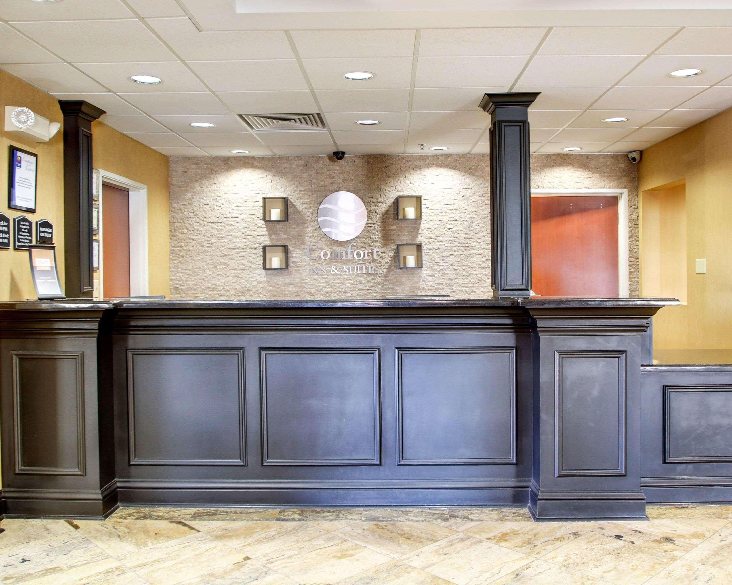 Comfort Inn & Suites Clinton Extérieur photo