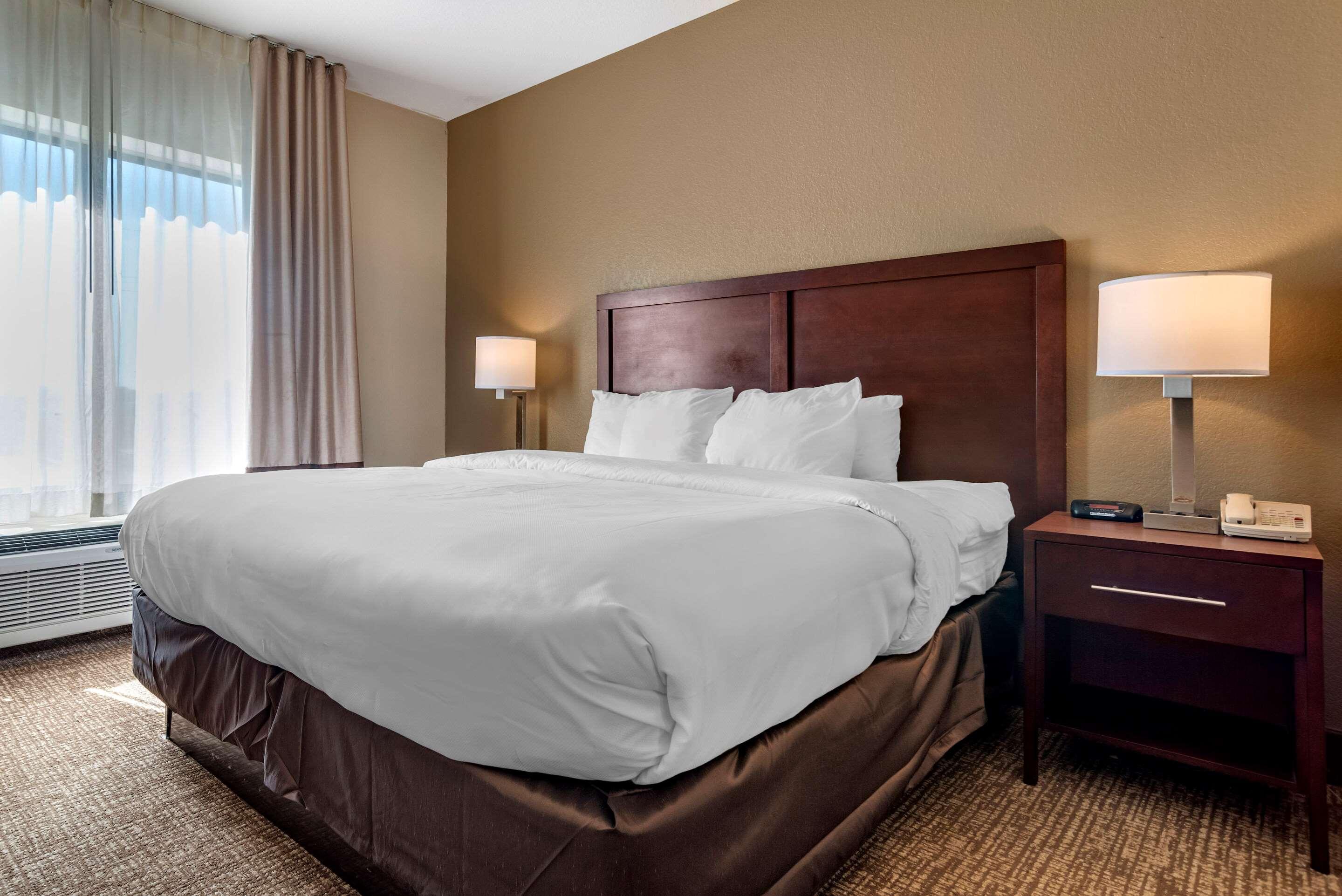Comfort Inn & Suites Clinton Extérieur photo