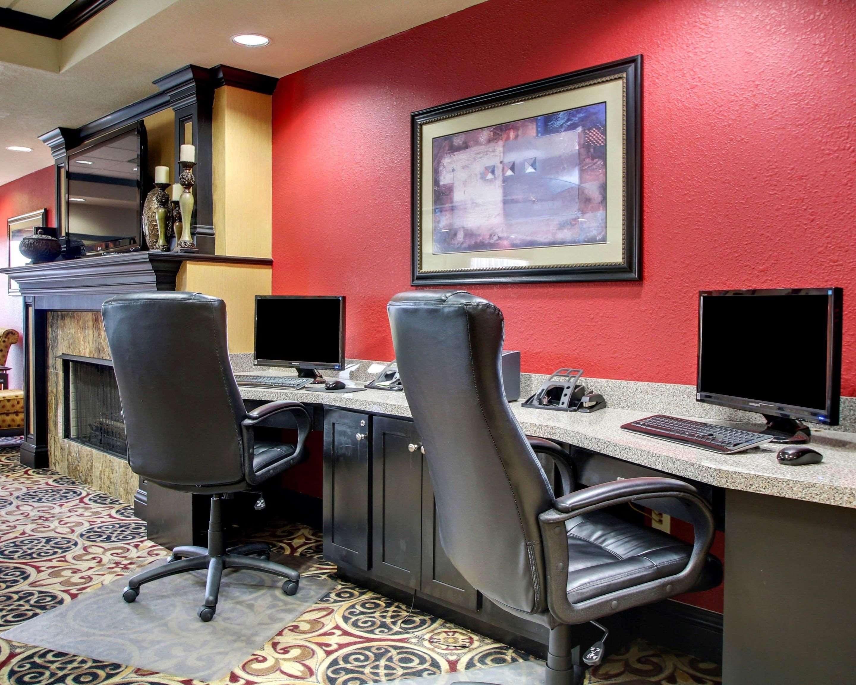 Comfort Inn & Suites Clinton Extérieur photo